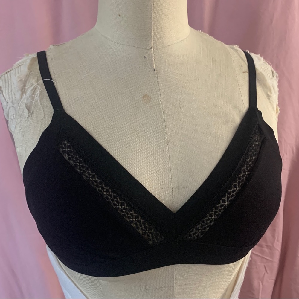 Victoria secret microfiber bralette size M
